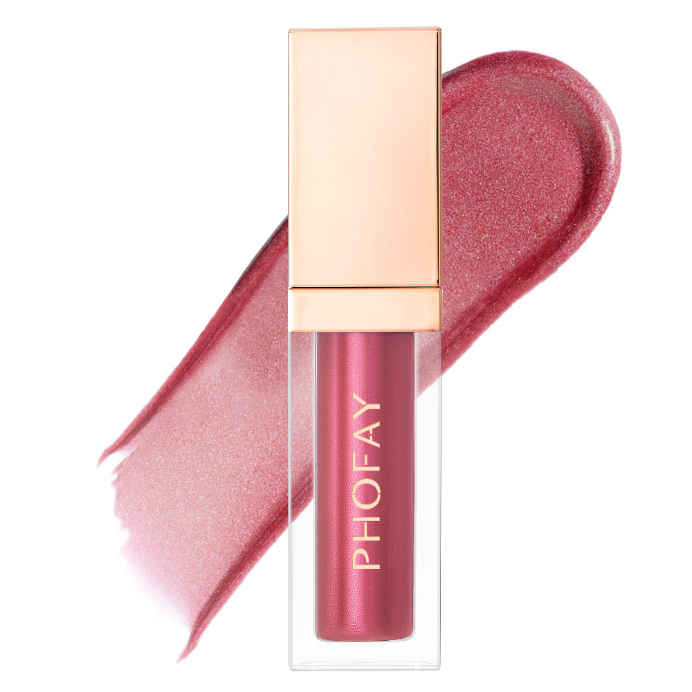 Ultra-glossy lip gloss - close up shine